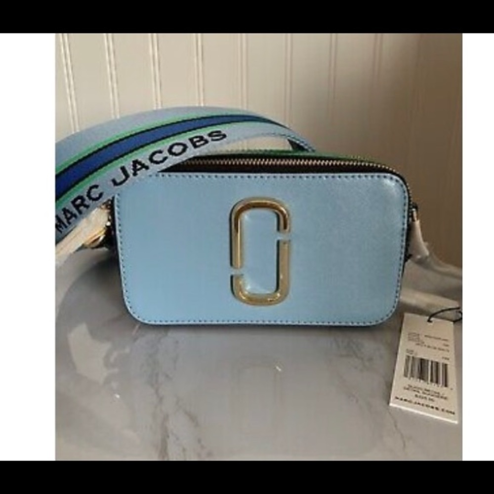 Marc Jacobs Light Blue Snapshot Bag LIKE NEW!!!! Only used twice